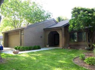 4525 Carya Way, Columbus, IN 47201