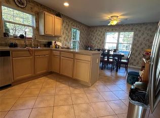 49 Gettysburg Dr, Port Jefferson Station, NY 11776