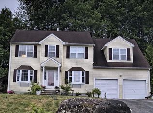 41 Stonehouse Way, Torrington, CT 06790