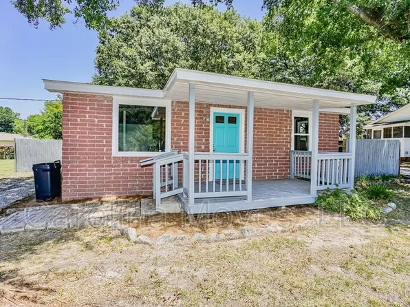 205 Brushy Creek Rd, Taylors, SC 29687