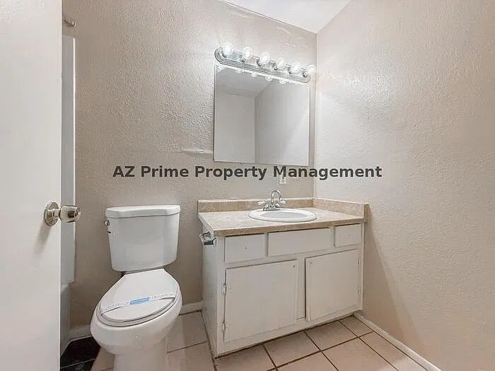 2625 W Ocotillo Rd #2 — Photo 13