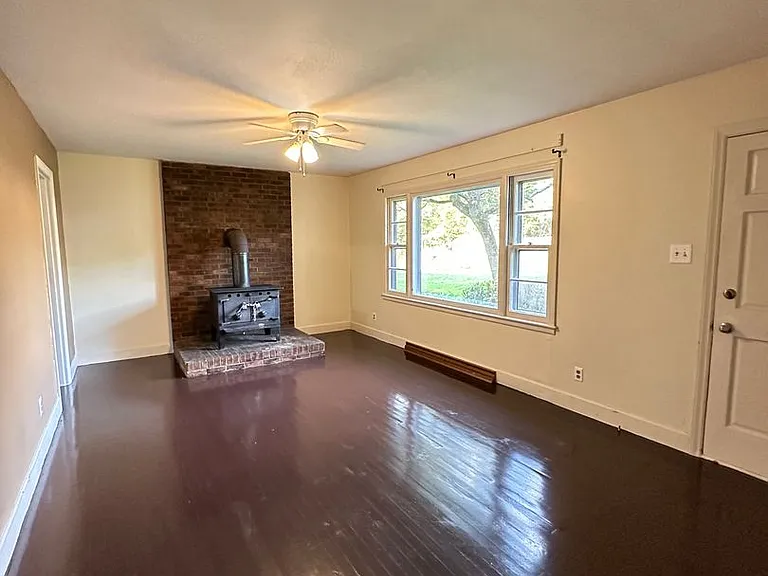 511 Mattress Factory Rd — Photo 2