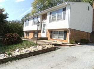 624 Ramada Rd, Vinton, VA 24179