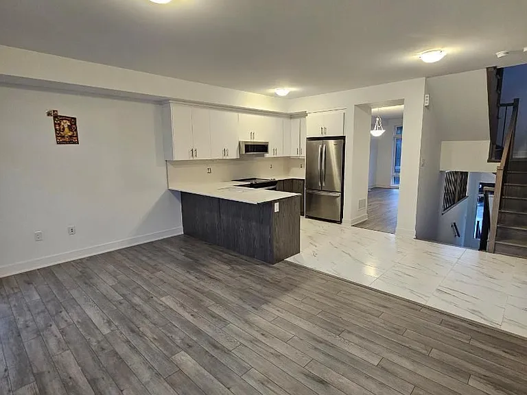 763 Stanstead Path — Photo 6