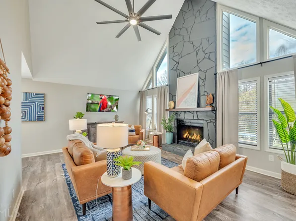 1898 Winding Creek Ln SW, Marietta, GA 30064