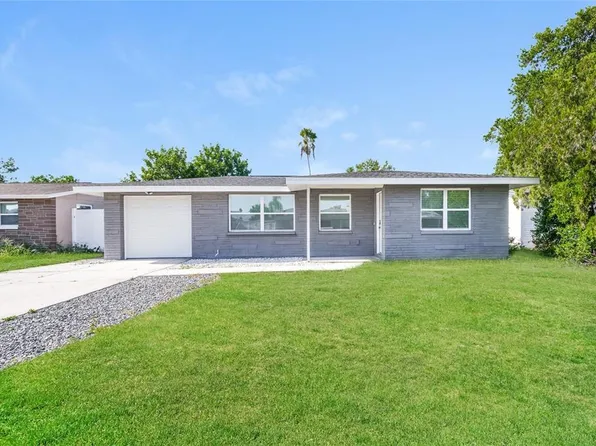 3248 Hoover Dr, Holiday, FL 34691