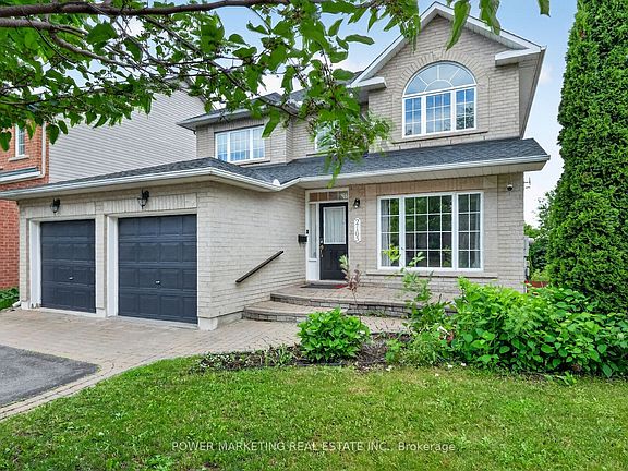 3rd image of 2165 Blue Willow Cres