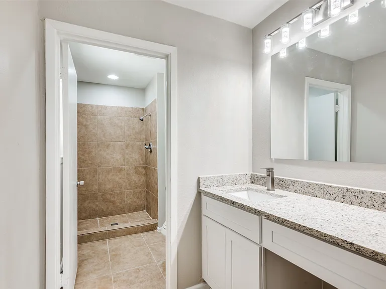 2925 Elsinor Dr — Photo 14