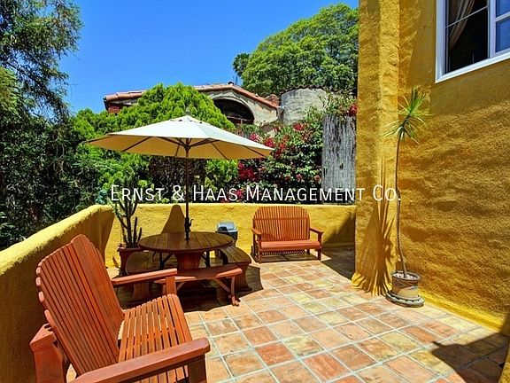 3rd image of 2026 N Las Palmas Ave