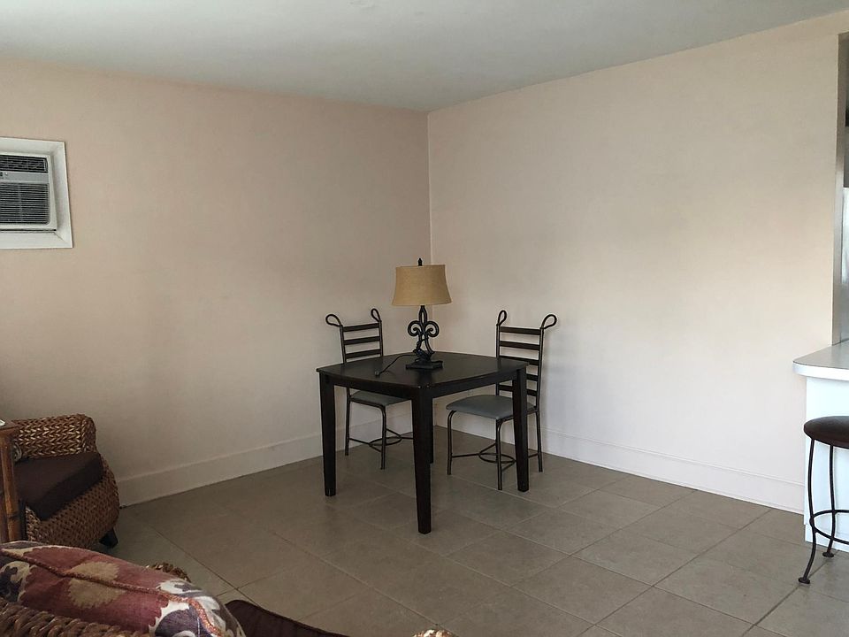 1st image of 986 12th St