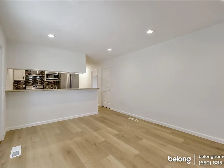 814 Lusterleaf Dr — Photo 10