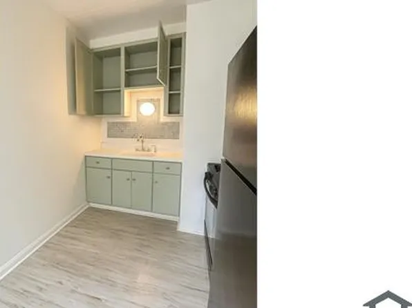 2407 N 6th St, Milwaukee, WI 53212