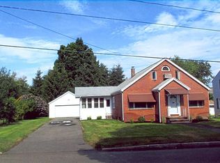 26 Hafey St, Chicopee, MA 01013