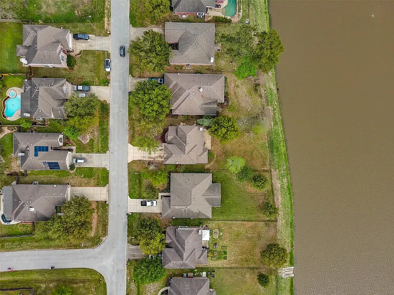 9219 E Lakeside Dr — Photo 39