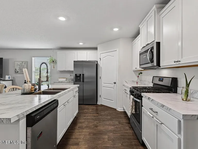 14 Jarama Cir — Photo 17