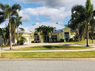 5233 Driscoll Ct, Belle Isle, FL 32812