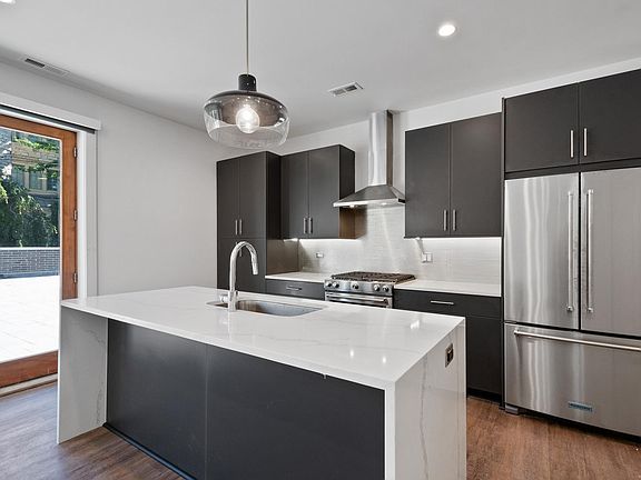 3rd image of 1877 N Halsted St #1C