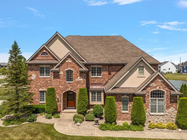 8540 105th Ave, Saint John, IN 46373