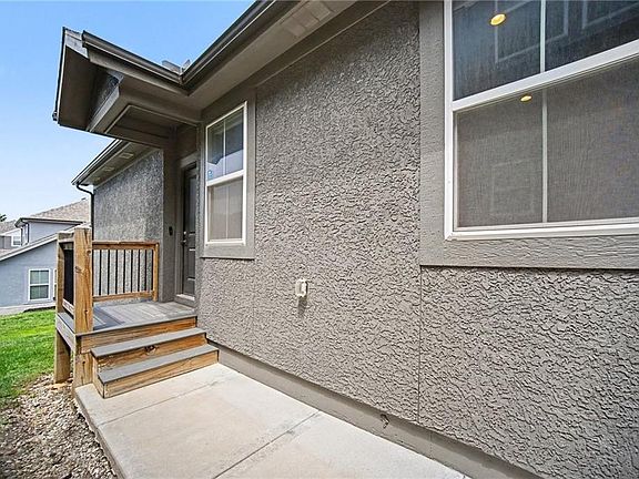 5th image of 12362 S Sagebrush Dr