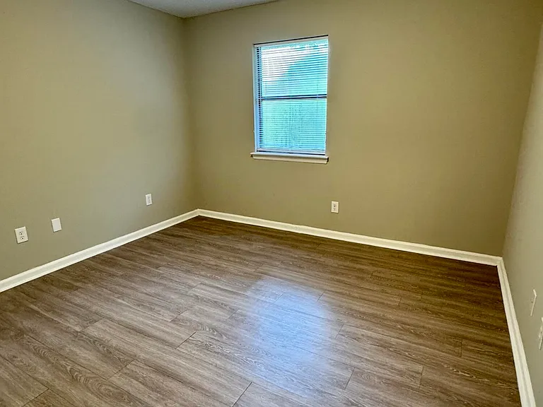 709 Patton Cir #35 — Photo 6