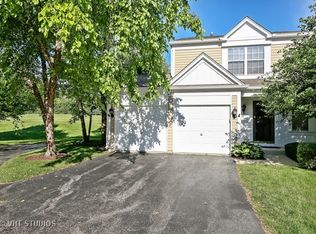 294 Cane Garden Cir, Aurora, IL 60504