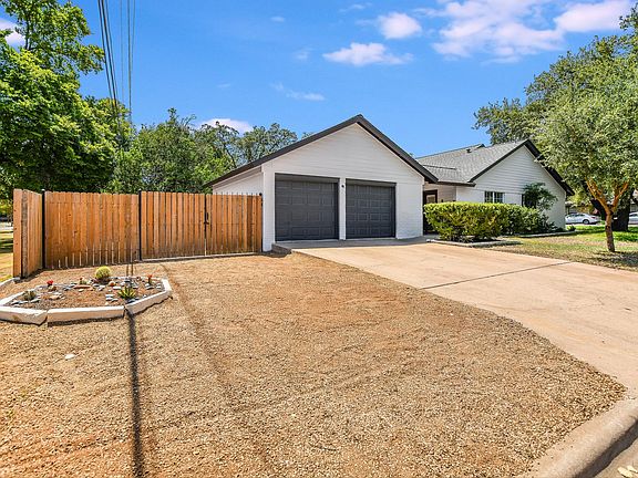 2nd image of 1234 Balcones Woods Dr