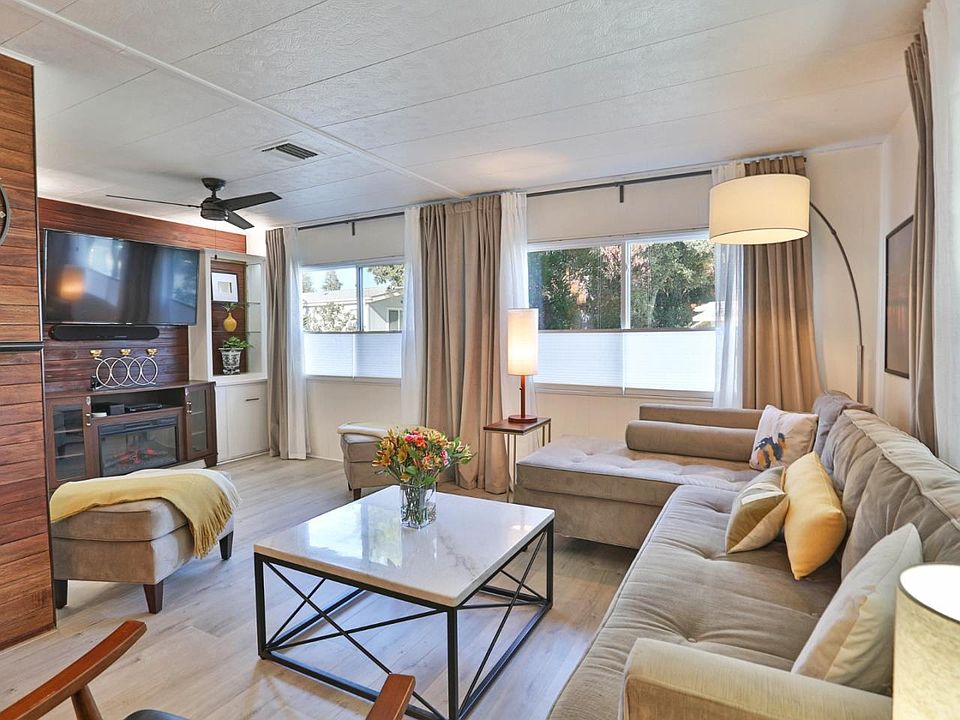 1st image of 37 El Paseo St #37