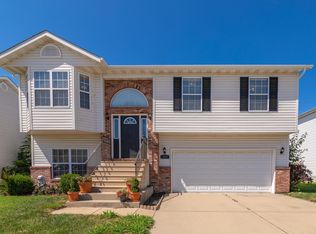 2217 Hunters Point Dr, Granite City, IL 62040