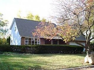 1427 Walshire Dr N, Columbus, OH 43232