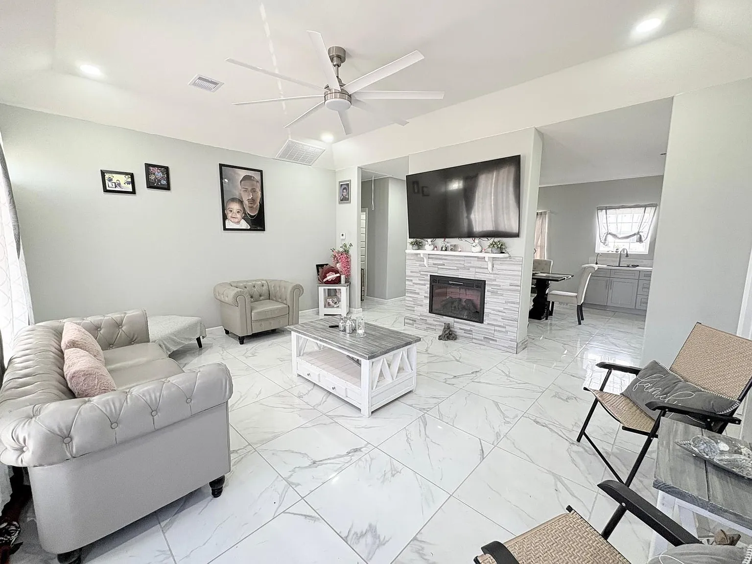 3 bed, 2.0 bath, 1560 sqft, $1,750 — Photo 3