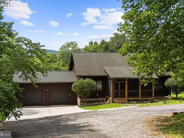 3967 Hidden Valley Ln, Linden, VA 22642