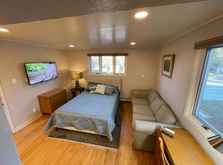 713 46th St #B1, Los Alamos, NM 87544