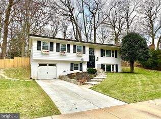 2529 W Meredith Dr, Vienna, VA 22181