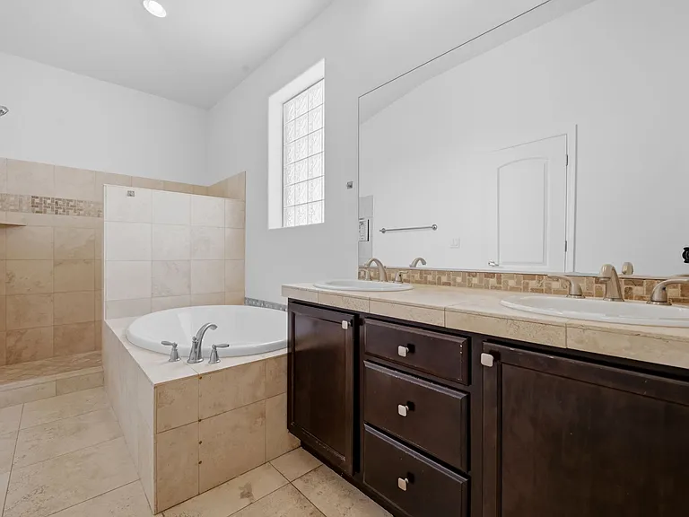 4810 E Virginia Ave #B — Photo 21