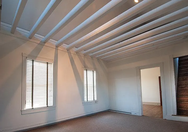 139 S Church St — Photo 11