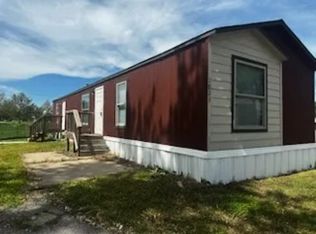 1823 NE Burgess Ct, Topeka, KS 66608