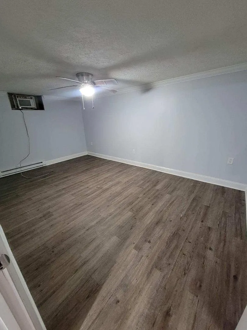 Unaka Apartments — Photo 2