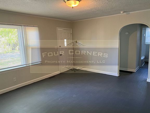 2nd image of 1202 Willard St