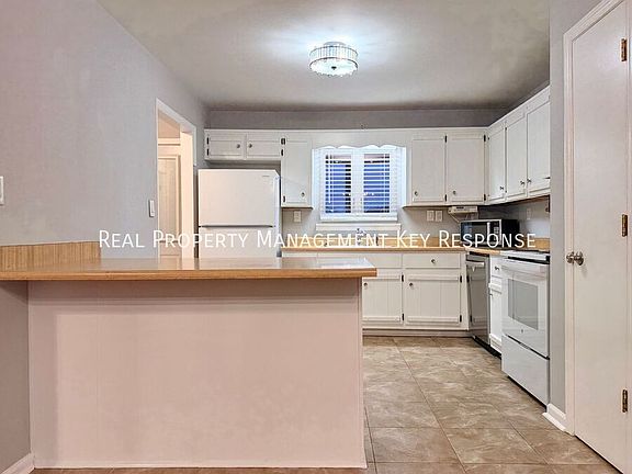 5th image of 660 Gibbs Ln