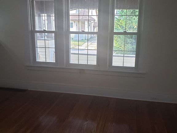 3rd image of 163 Berkshire Ave