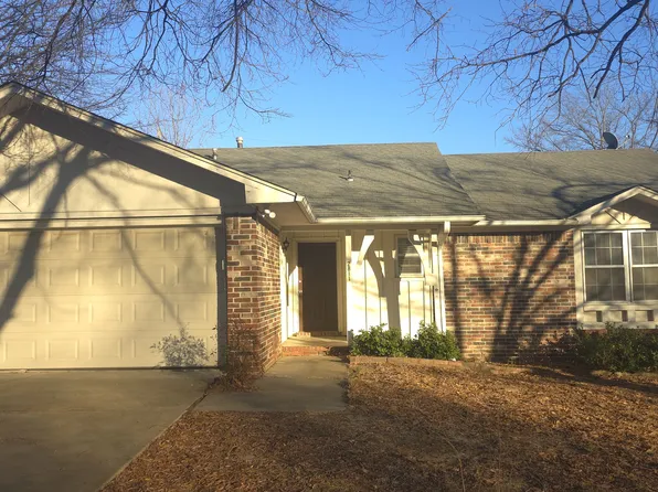 2811 S 32nd St, Fort Smith, AR 72903