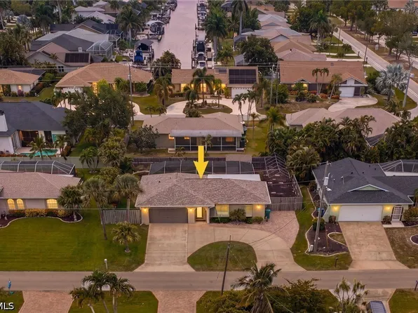 805 SW 52nd St, Cape Coral, FL 33914