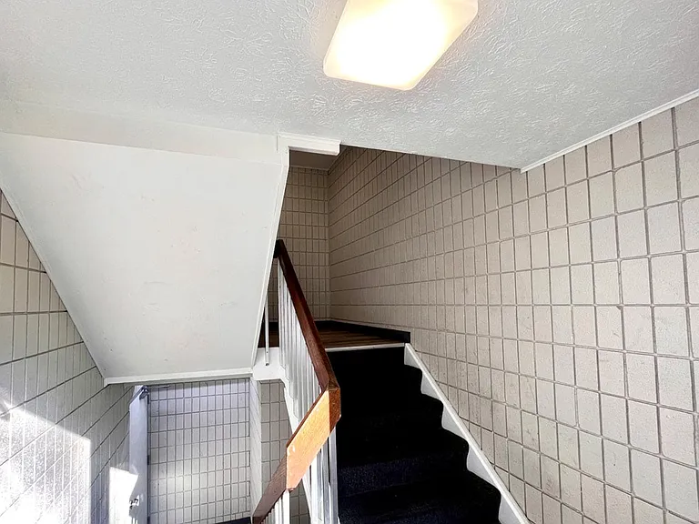 140 Wood Street — Photo 13