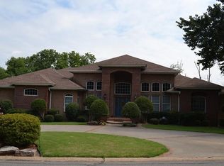 16 Rosemary Ln, Clarksville, AR 72830