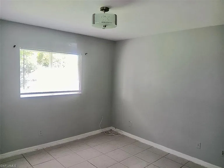 9204 Pennsylvania Ave — Photo 6