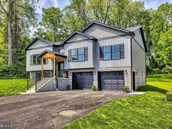442 Wendel Rd, Irwin, PA 15642