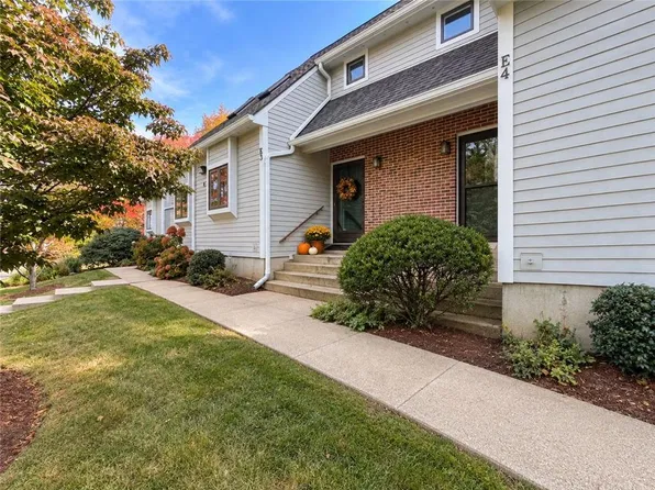 320 Westmoreland St Unit E3, Narragansett, RI 02882