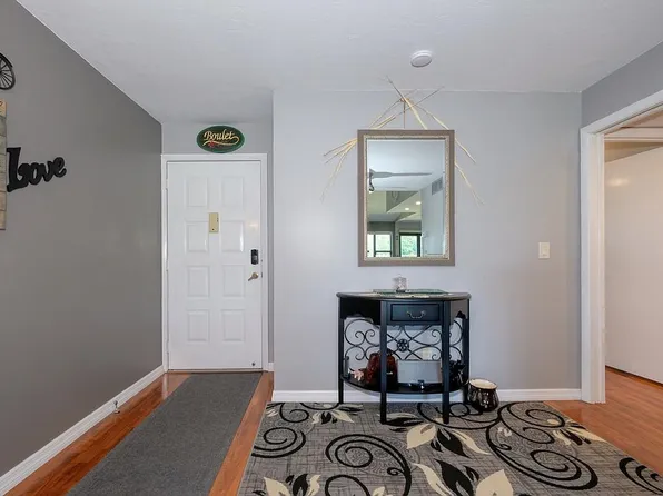 5665 Trailwinds Dr APT 625, Fort Myers, FL 33907