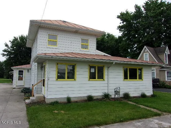 527 West St, Carey, OH 43316