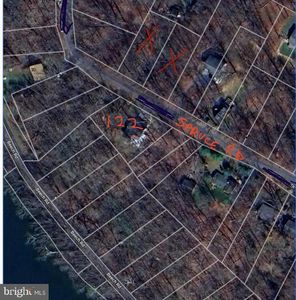 Spruce Rd, Front Royal, VA, 22630